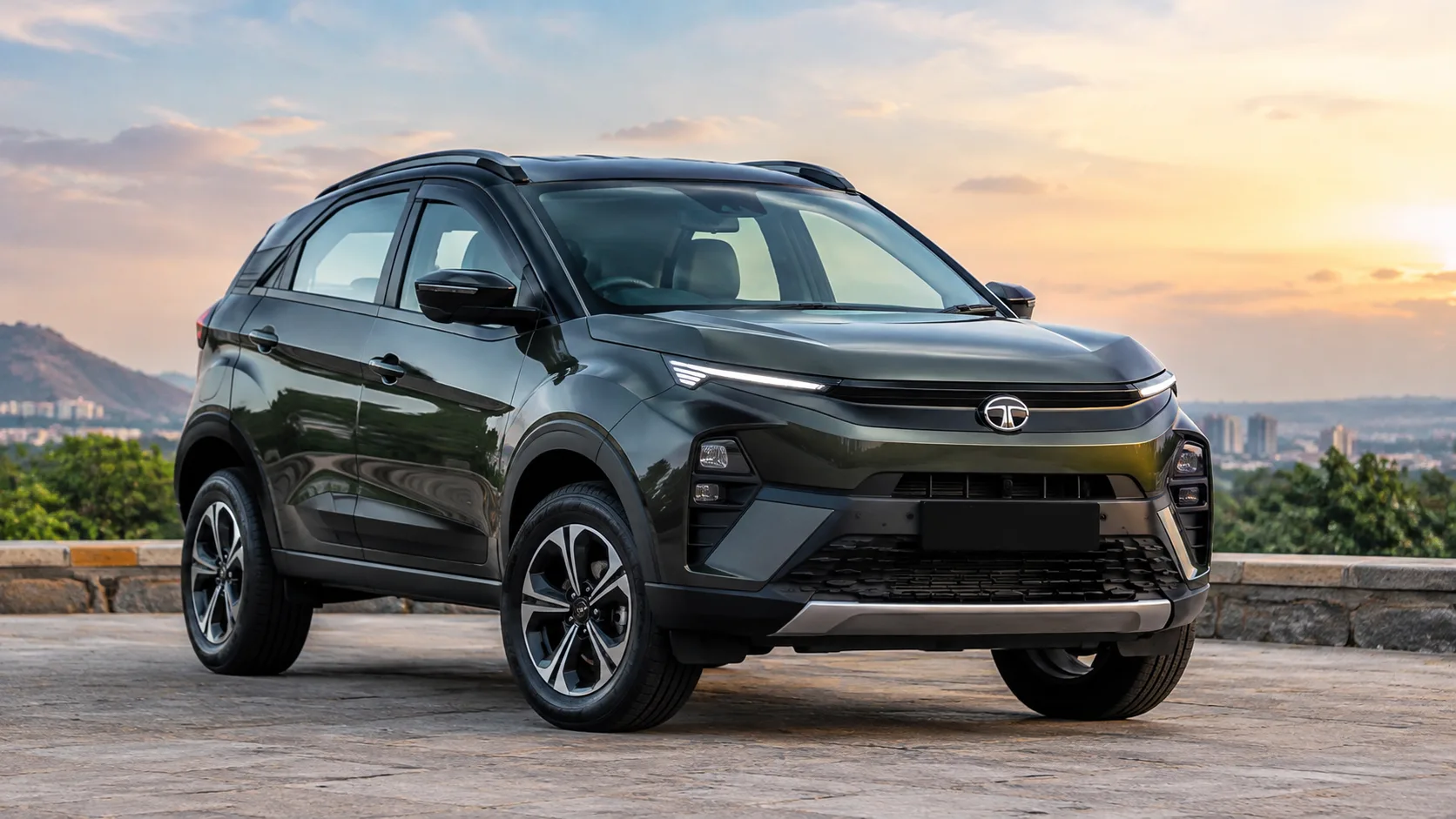 2027 Rivian R2 electric SUV range charging and performance